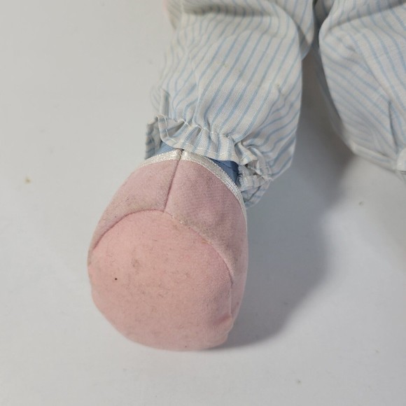 Precious Moments Applause 1986 Child with Teddy Bear Doll with Tag Missing Nose - Picture 5 of 10